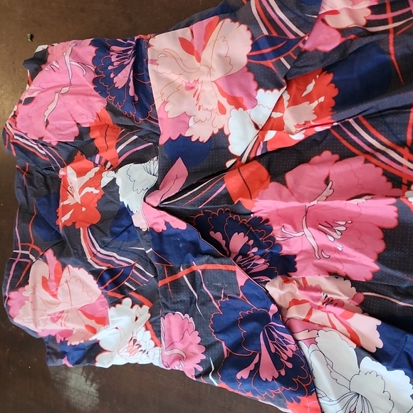 strapless dress - Picture 2 of 4